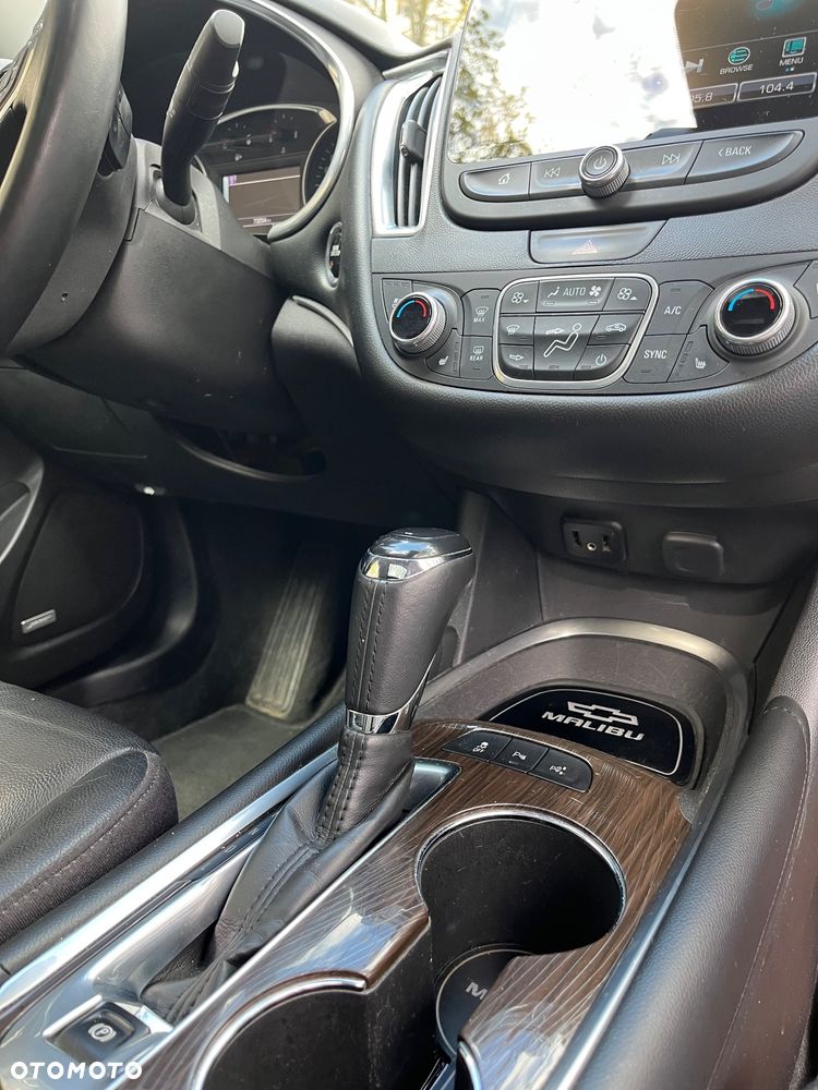 Chevrolet Malibu - 13