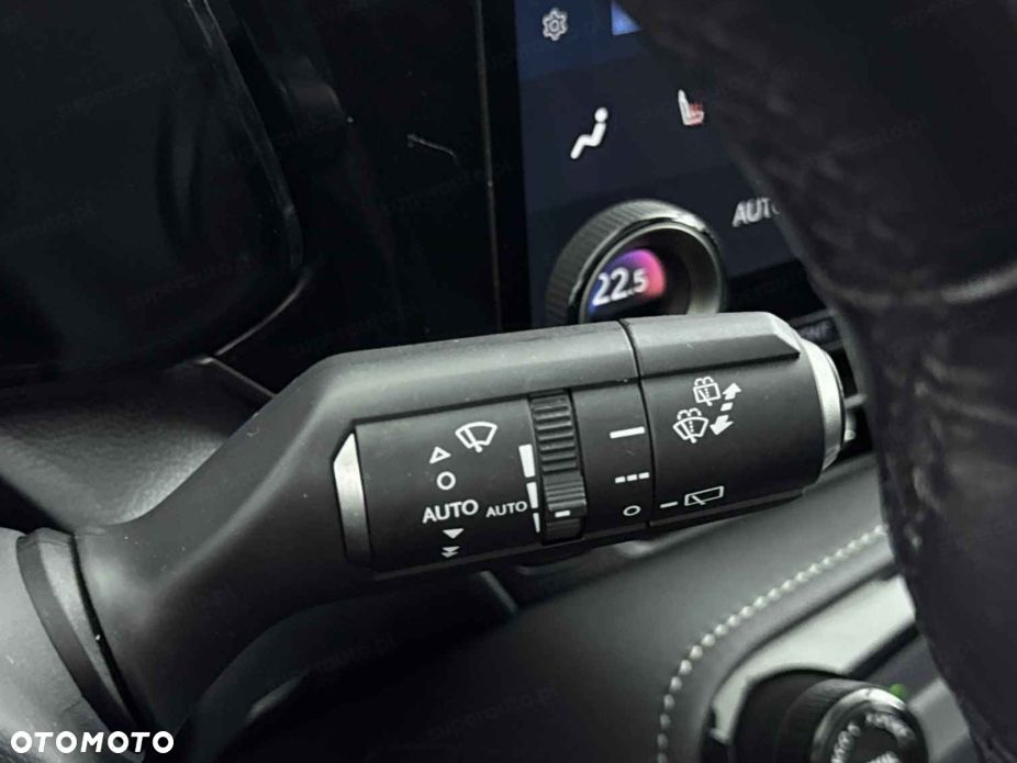 Lexus NX - 14