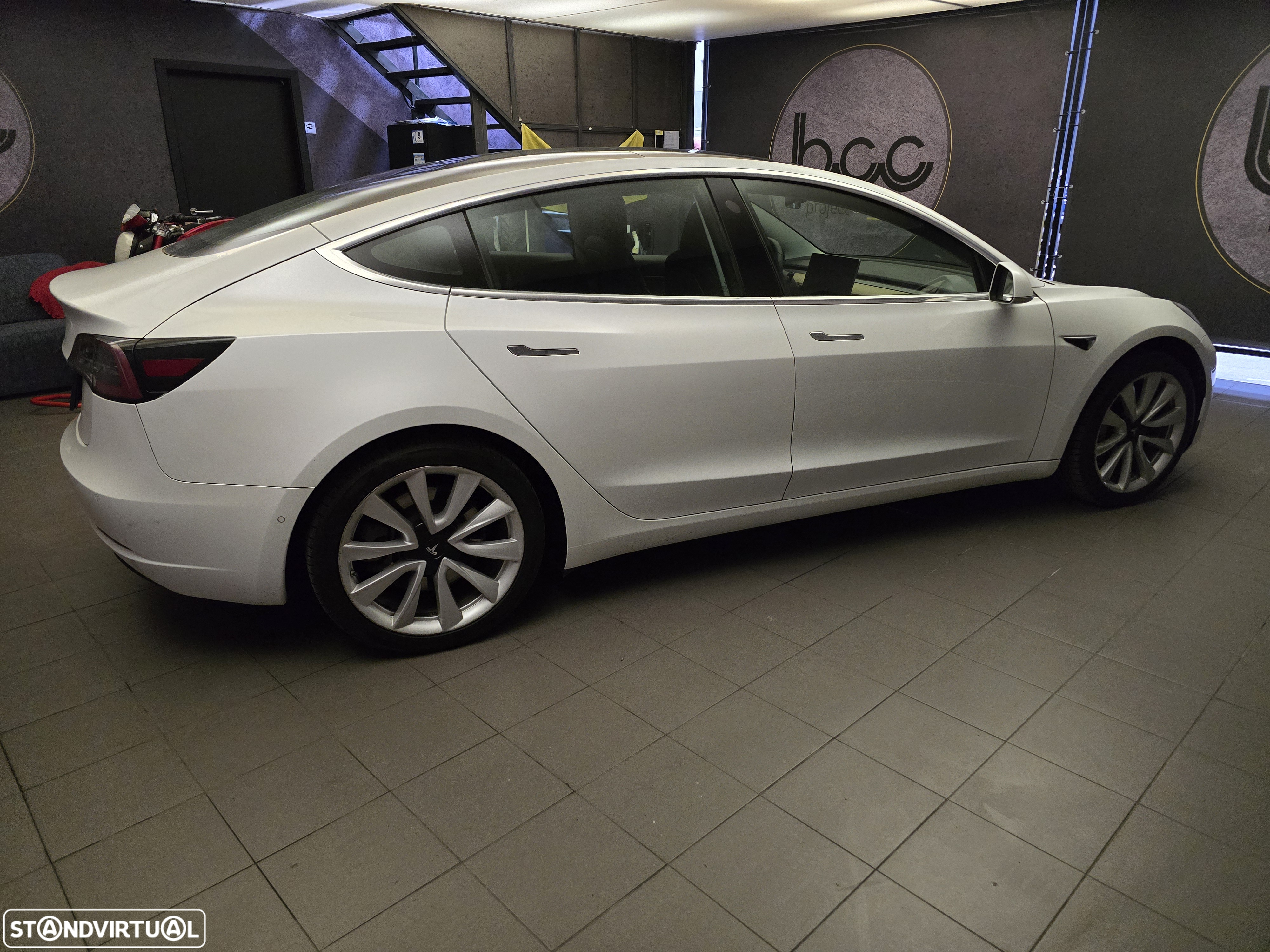 Tesla Model 3 Standard Range Plus RWD - 5