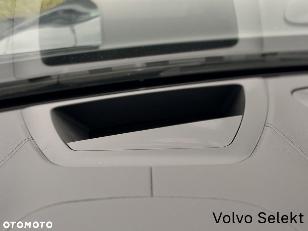 Volvo V60 Cross Country - 13