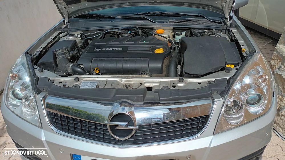 Opel Vectra Caravan 1.9 CDTi Executive - 23