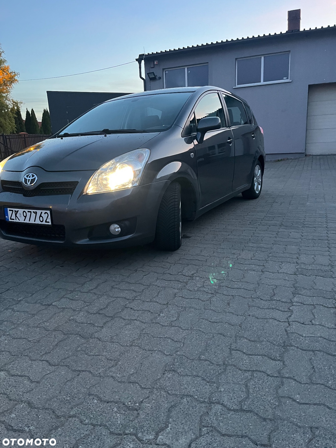 Toyota Corolla Verso 2.2 D-4D Sol + 7os - 6