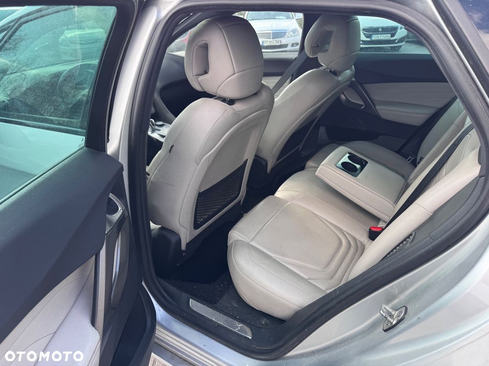 Citroën DS5 Hybrid4 EGS6 Business - 12