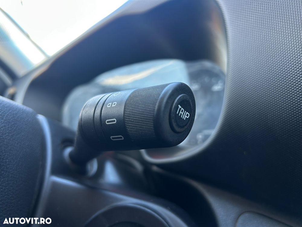 Iveco LIFT DE CONTAINER CU CARLIG 3.0 D - 26