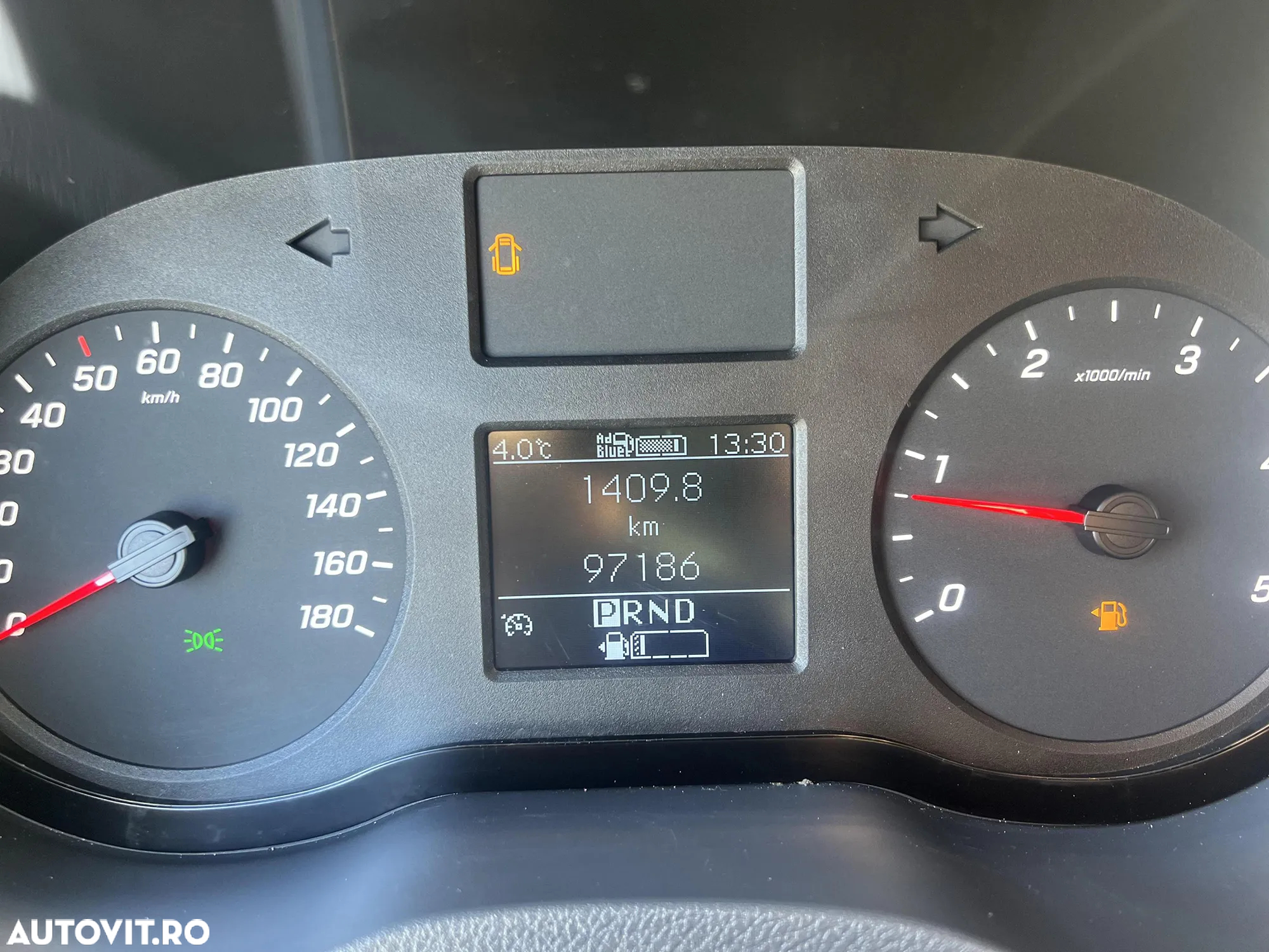 Mercedes-Benz Sprinter - 10