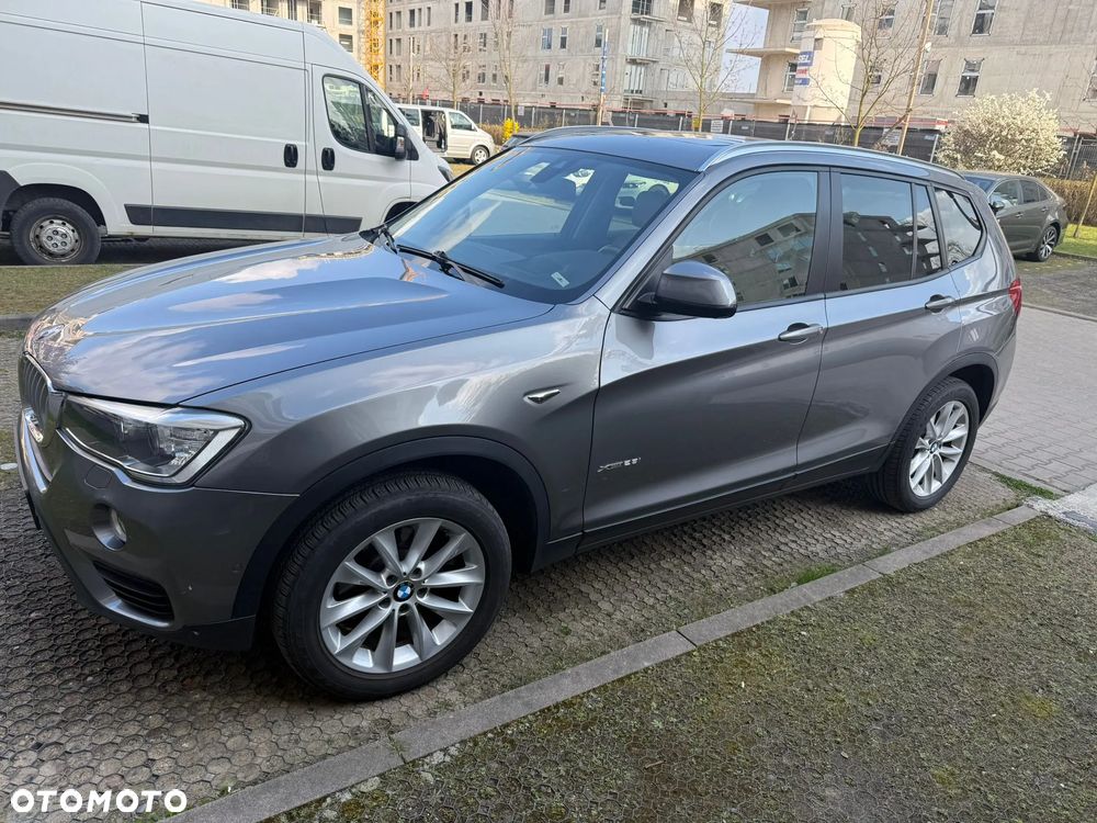 BMW X3 28i xDrive - 3