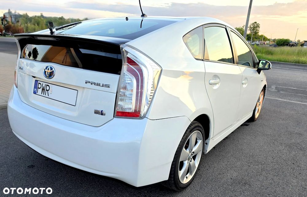 Toyota Prius 1.8 HSD Active - 12
