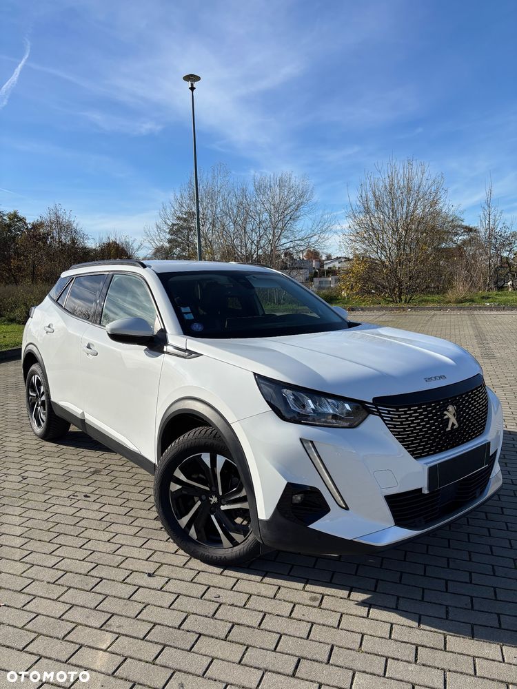 Peugeot 2008 PureTech 130 EAT8 Allure - 6