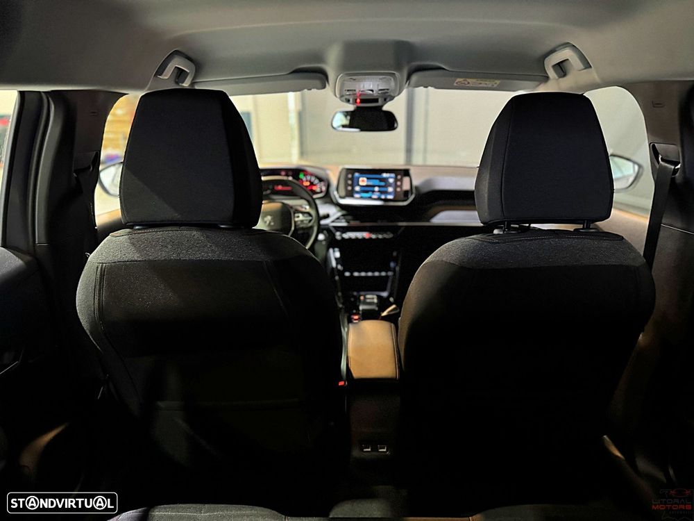 Peugeot 2008 1.2 PureTech Active Pack EAT8 - 36