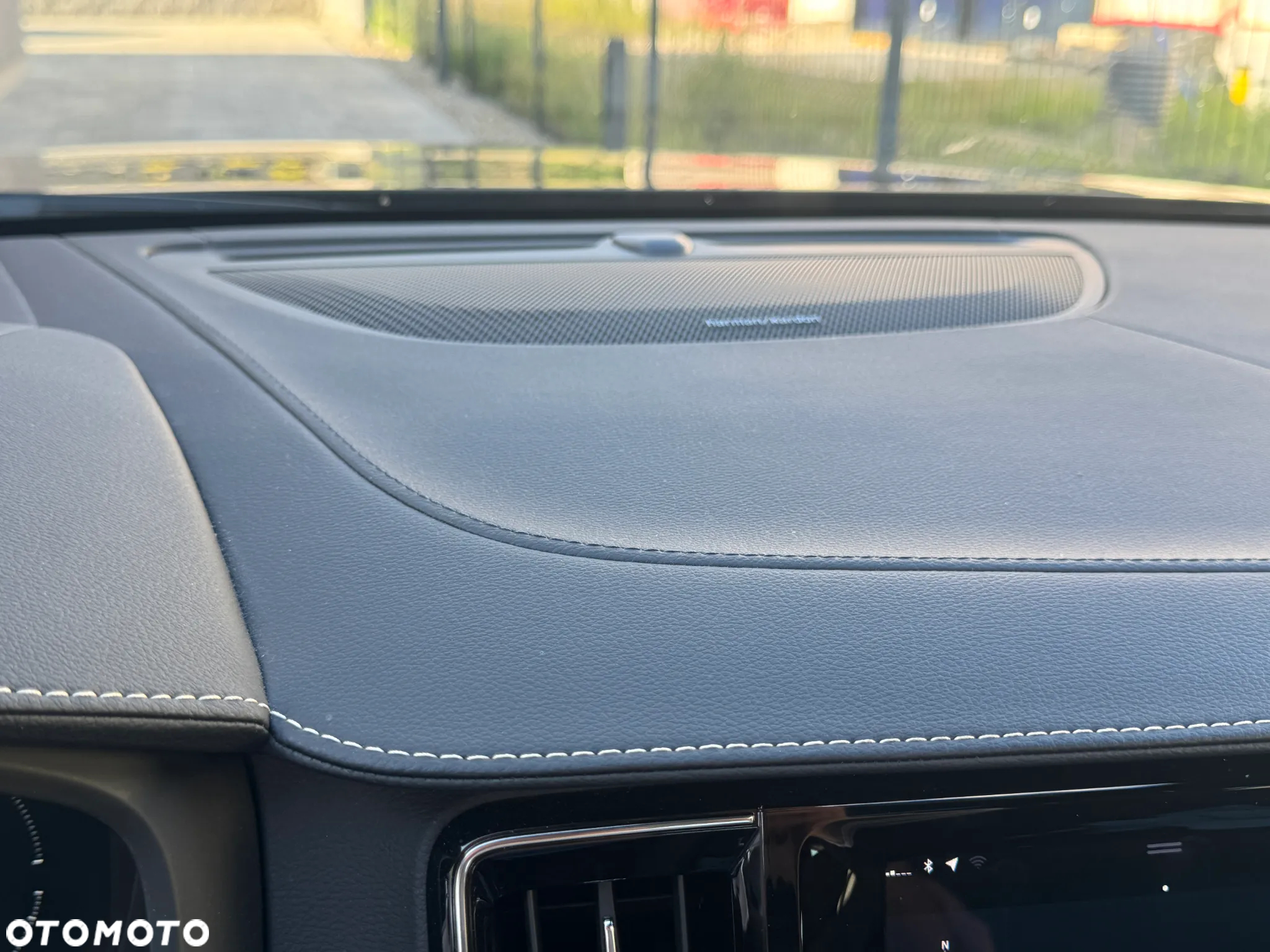 Volvo V90 T6 Plug-in Hybrid AWD Ultra Dark - 13
