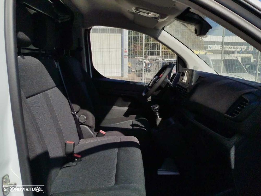 Opel Vivaro Outro - 10