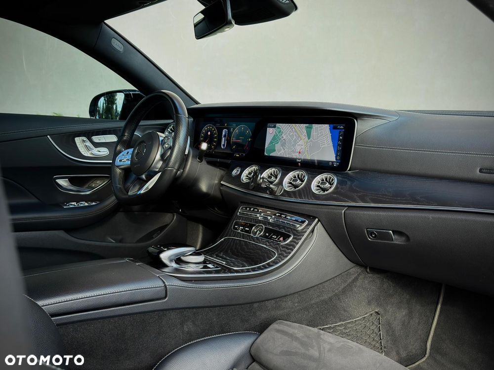 Mercedes-Benz Klasa E 220 d 4-Matic AMG - 20