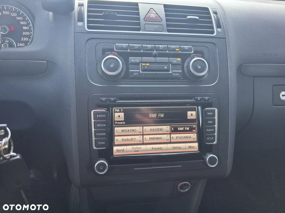 Volkswagen Touran 1.6 TDI DPF Comfortline DSG - 15