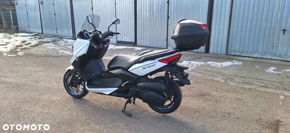Yamaha X-max - 5