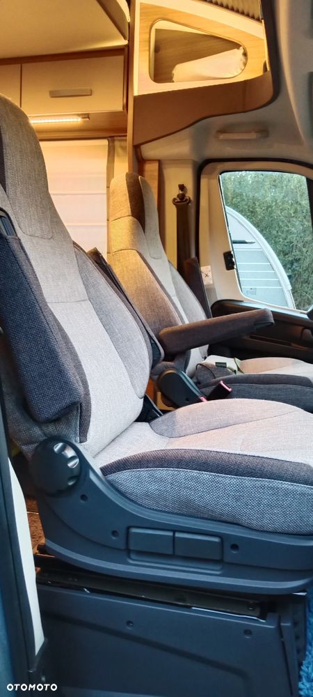 KNAUS LIVE WAVE 700MEG - 8