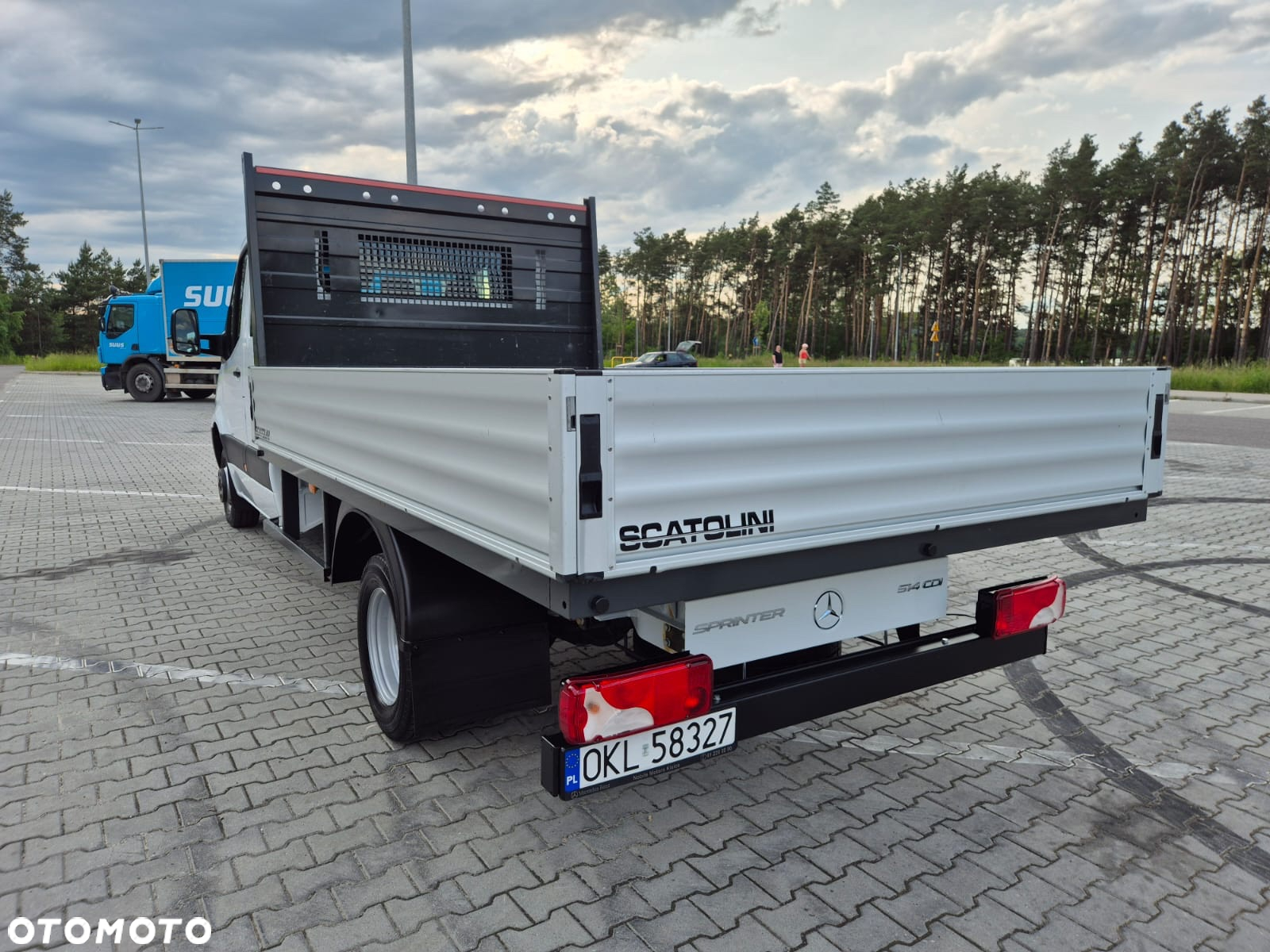 Mercedes-Benz Sprinter - 13
