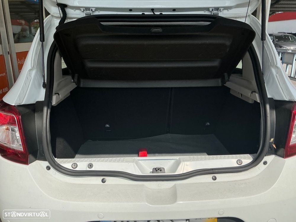Dacia Sandero 0.9 TCe Stepway 124g - 13