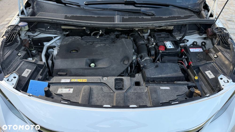 Peugeot 5008 BlueHDi 180 EAT8 GT - 14