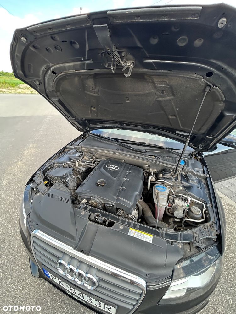 Audi A4 ver-avant-1-8-tfsi-s-line-sportpaket-plus- - 20