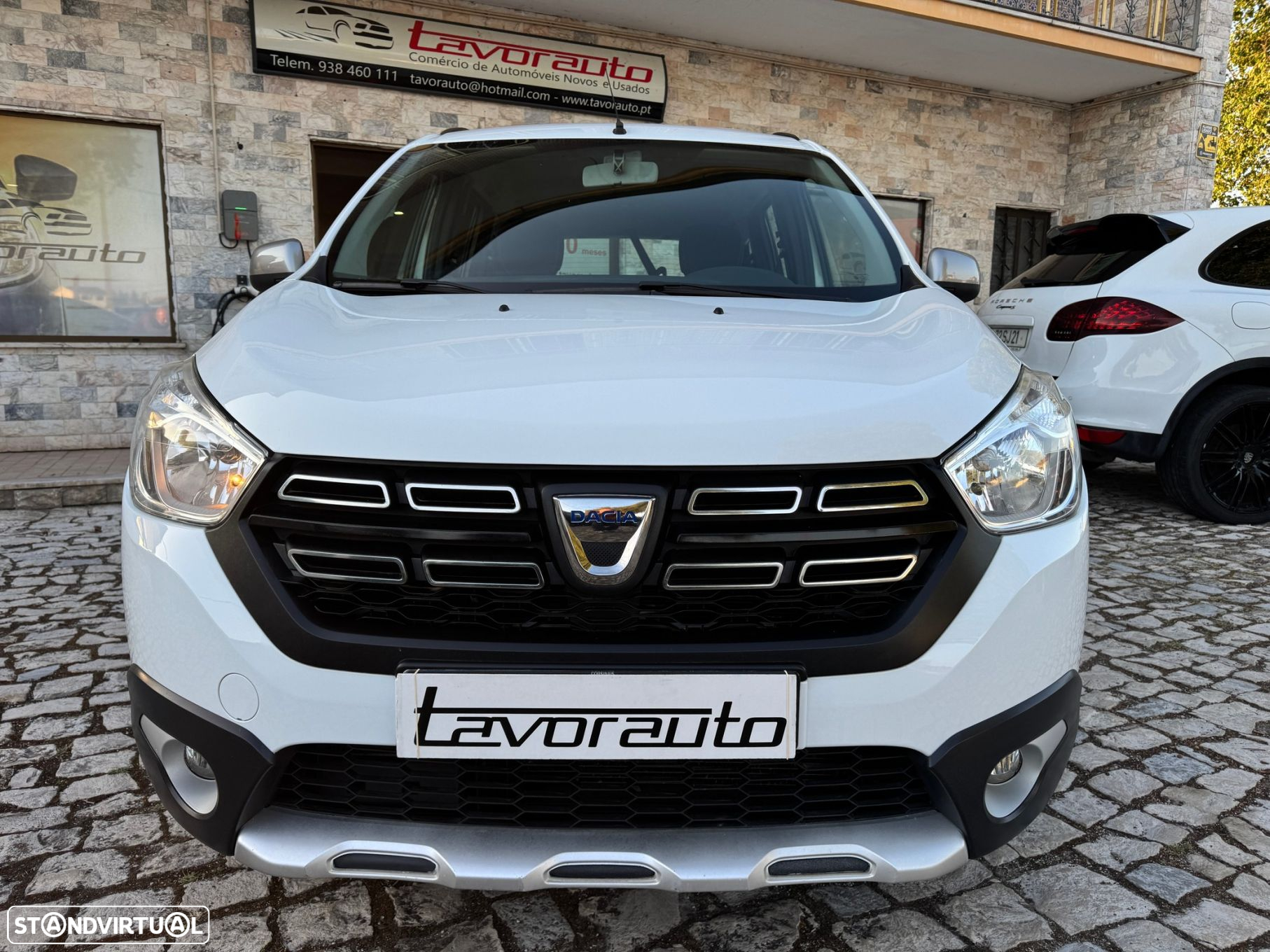 Dacia Lodgy 1.5 Blue dCi Stepway 7L - 3