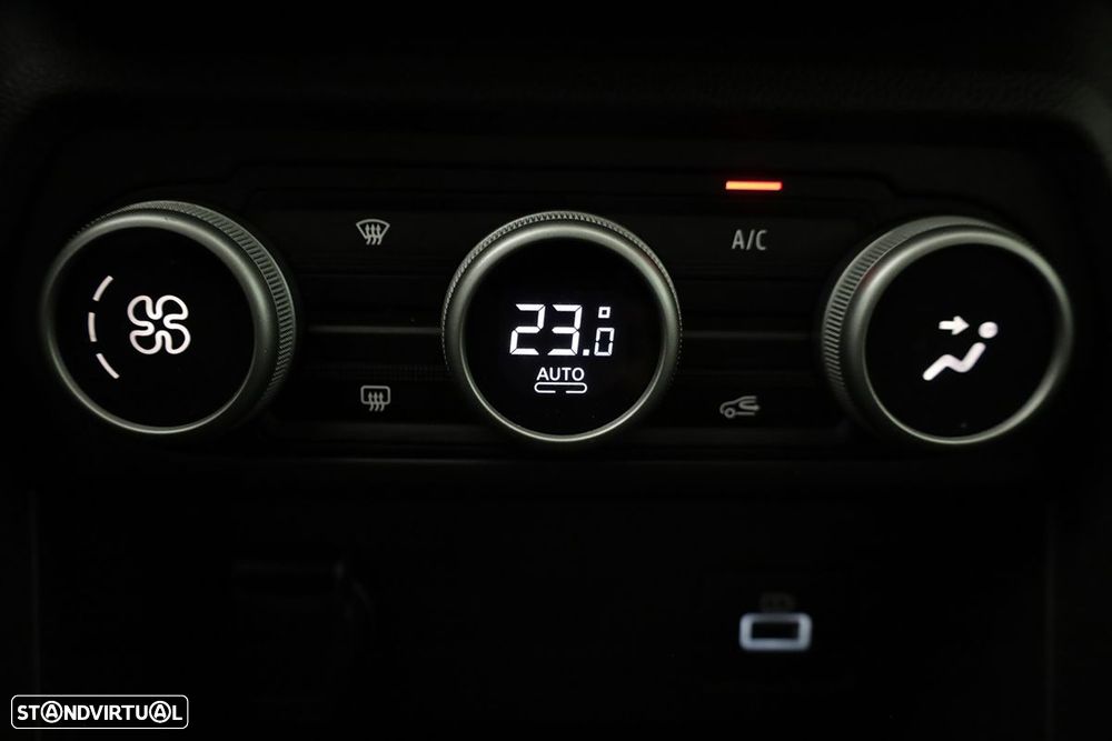 Dacia Jogger 1.6 SL Extreme 7L - 12