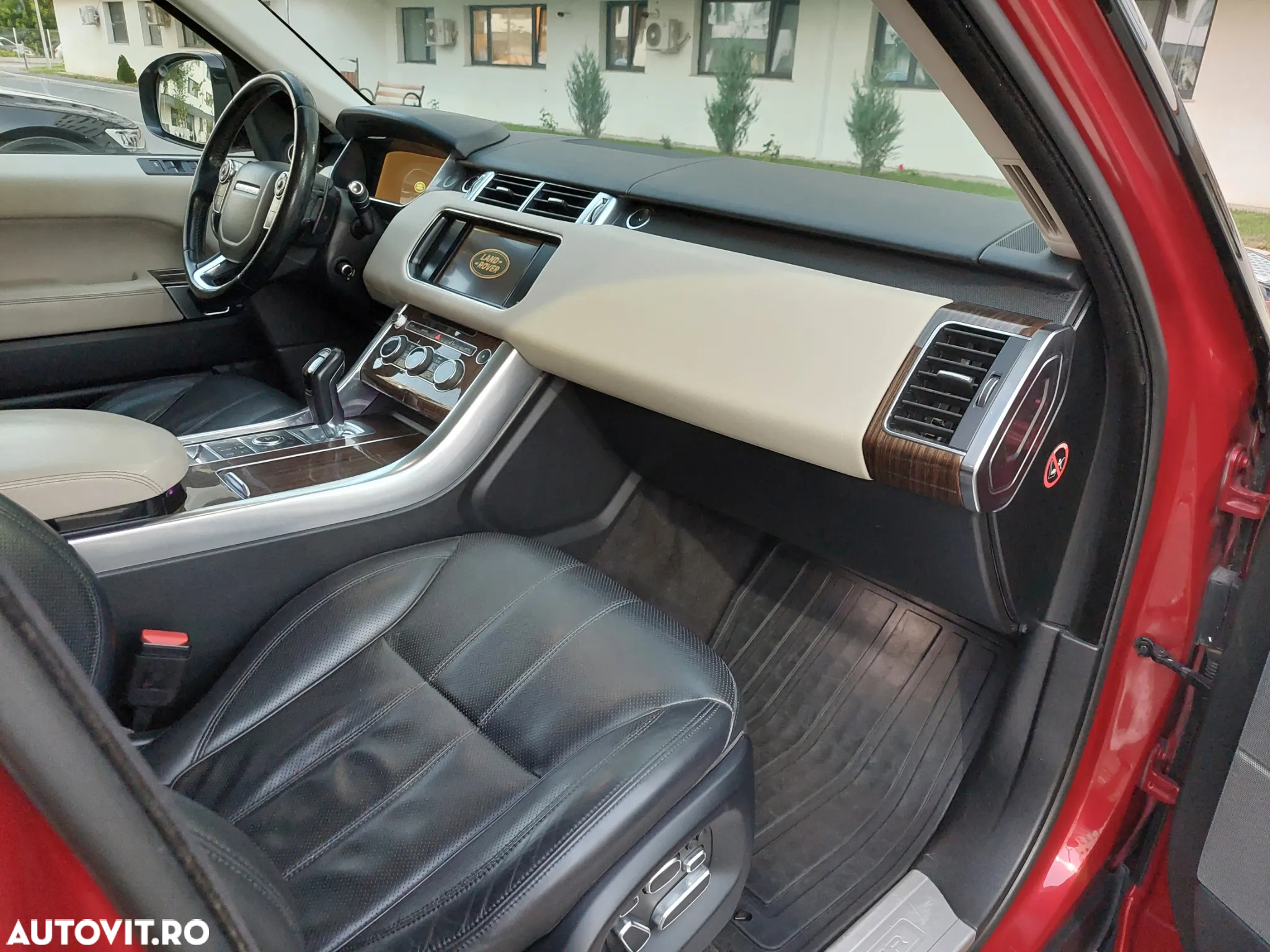 Land Rover Range Rover Sport - 8