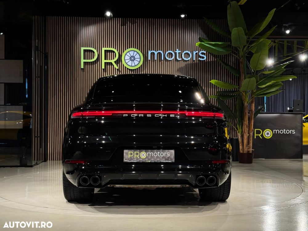 Porsche Cayenne Coupe - 5