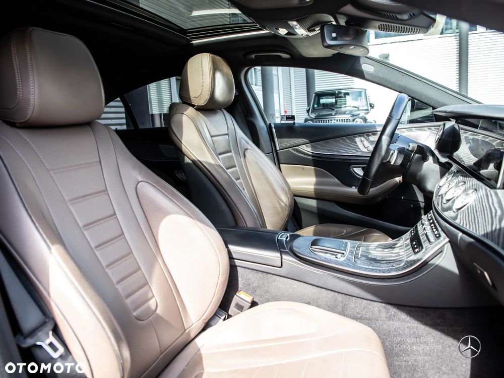 Mercedes-Benz CLS 300 d 4-Matic AMG - 9