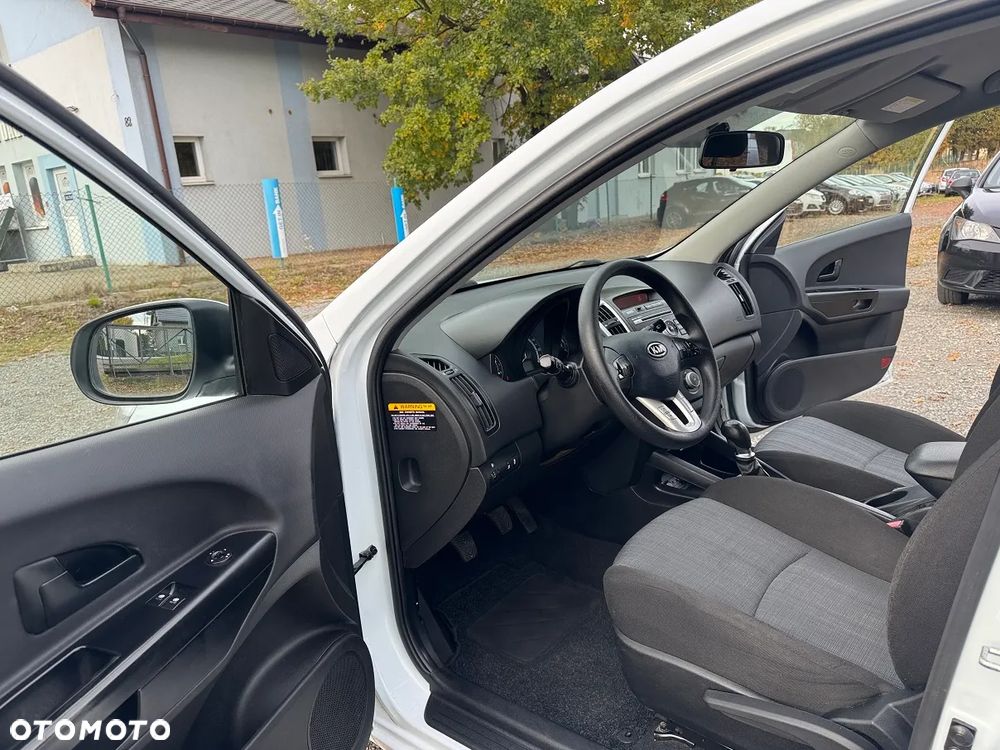 Kia Ceed - 18