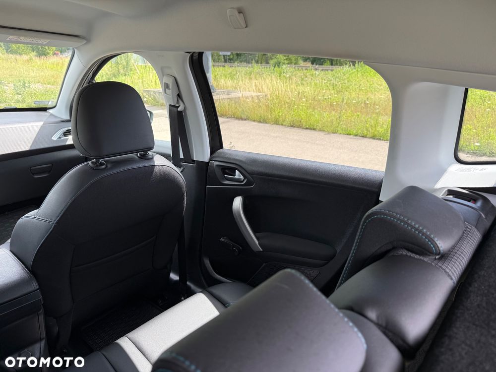 Peugeot 2008 1.2 Pure Tech Crossway S&S - 9
