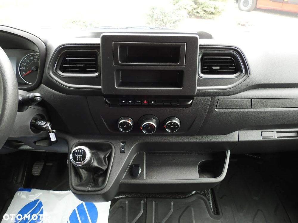 Renault MASTER PLANDEKA 10 PALET WEBASTO TEMPOMAT LEDY KLIMATYZACJA  165KM - 33