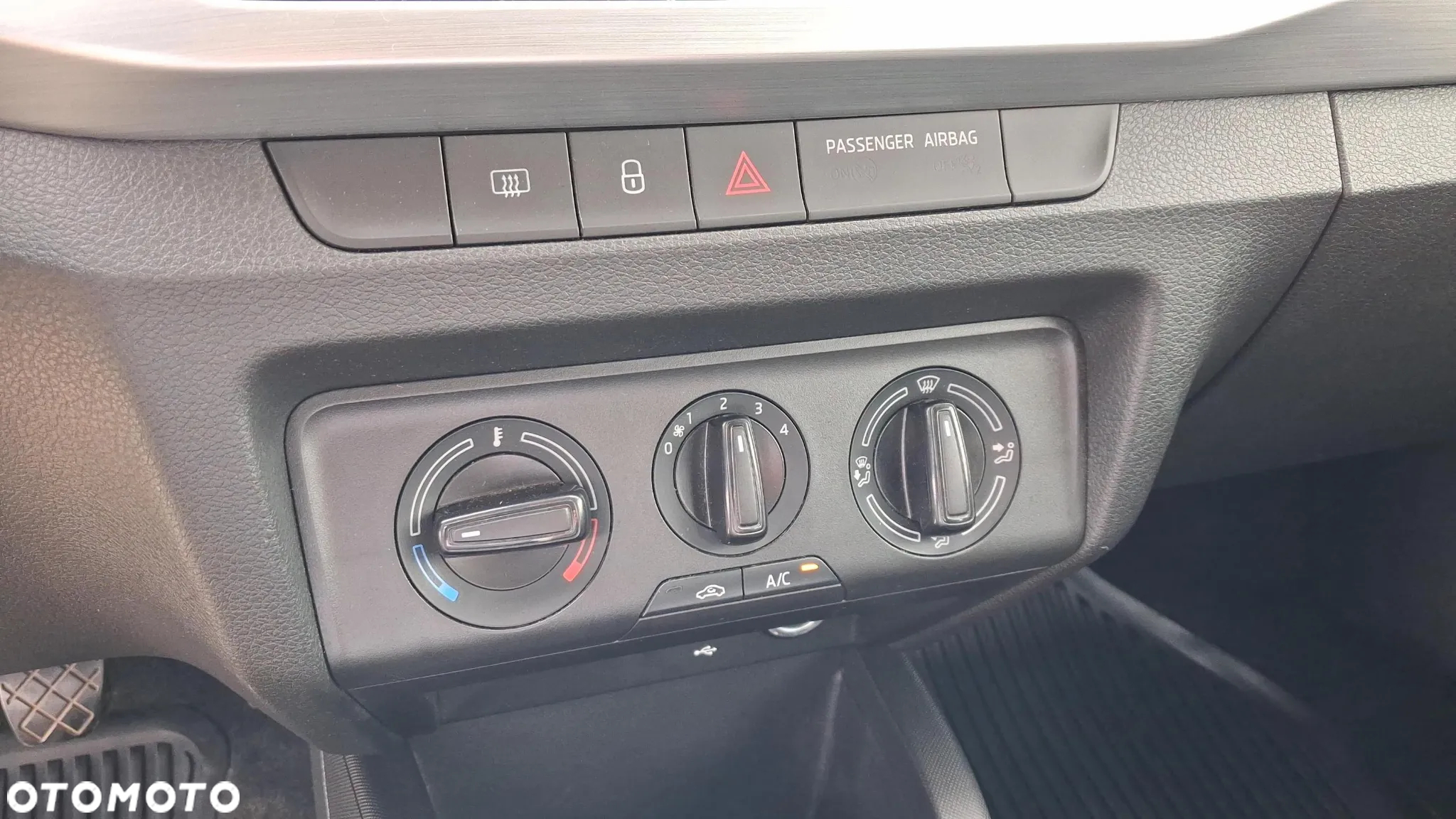 Skoda Fabia 1.0 TSI Ambition - 19