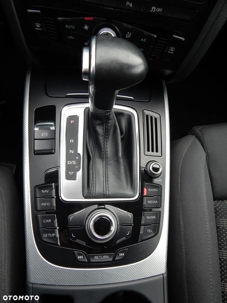 Audi A4 Avant 2.0 TDI S tronic - 14