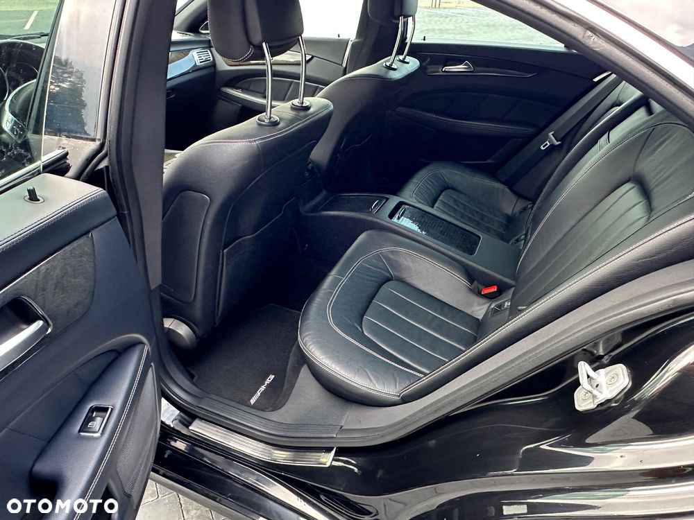 Mercedes-Benz CLS 350 CDI 4-Matic BlueEff - 7