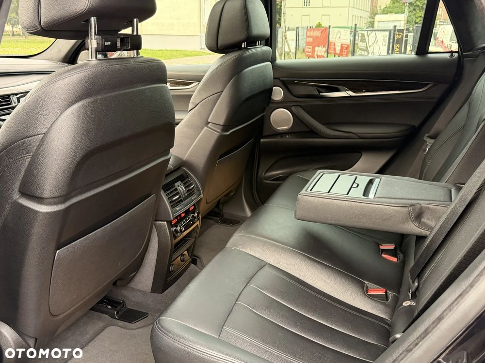 BMW X6 M50d - 14