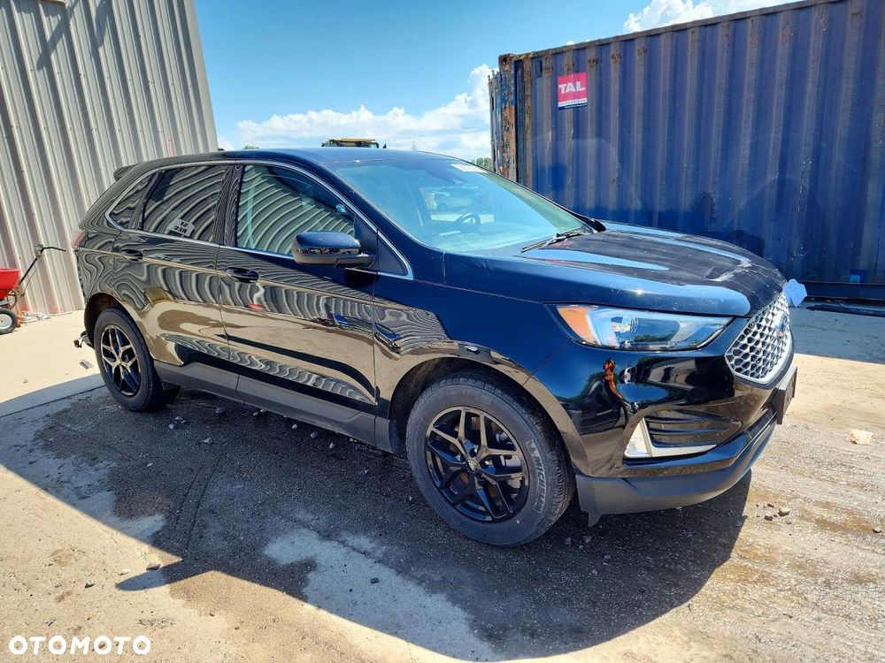 Ford Edge - 5