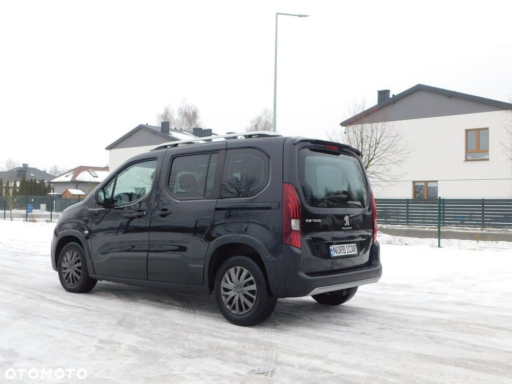 Peugeot Rifter - 33