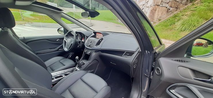 Opel Zafira 1.6 CDTi Cosmo - 27