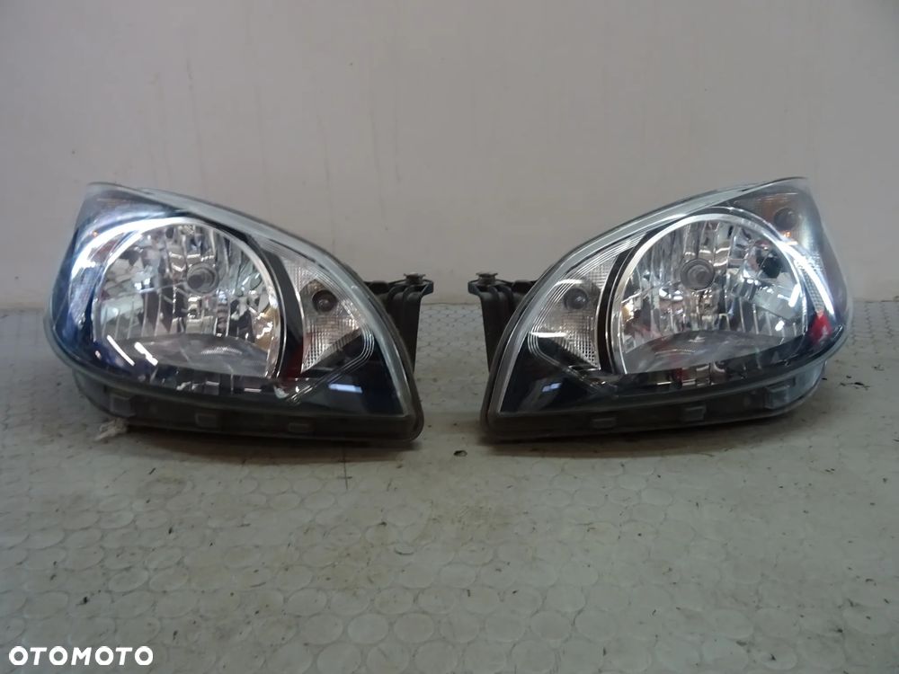 1ST941016D 1ST941015D Lampa przod H4 Skoda Cititgo czesci