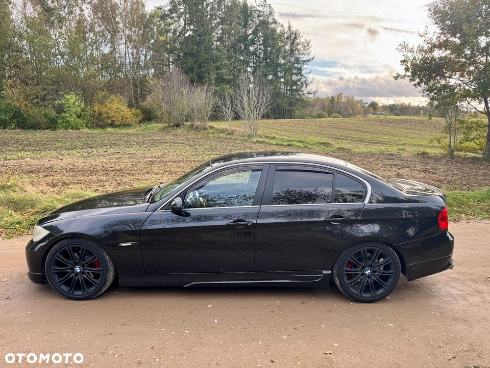 BMW Seria 3 325i - 3