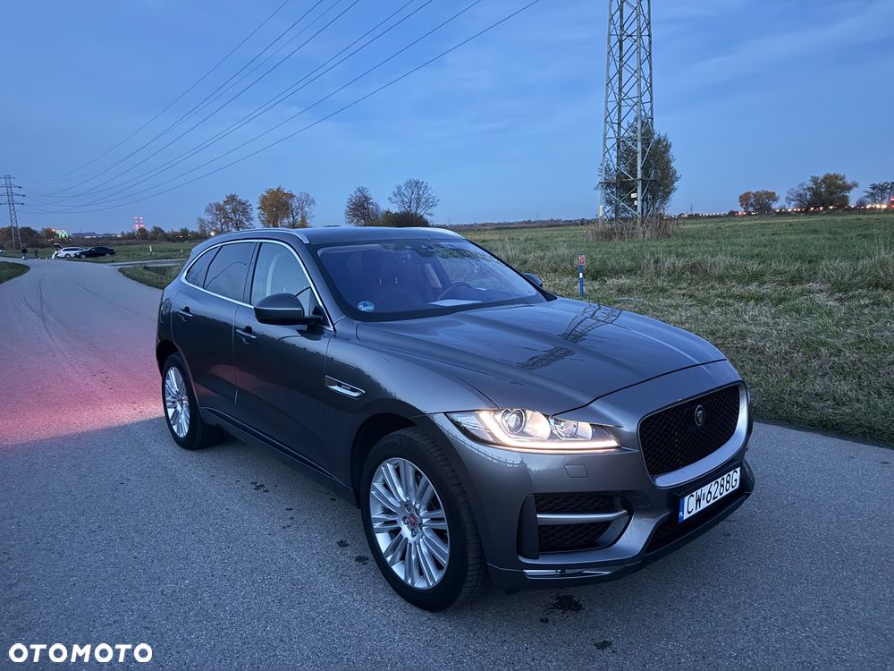 Jaguar F-Pace 2.0 i4D AWD R-Sport - 7