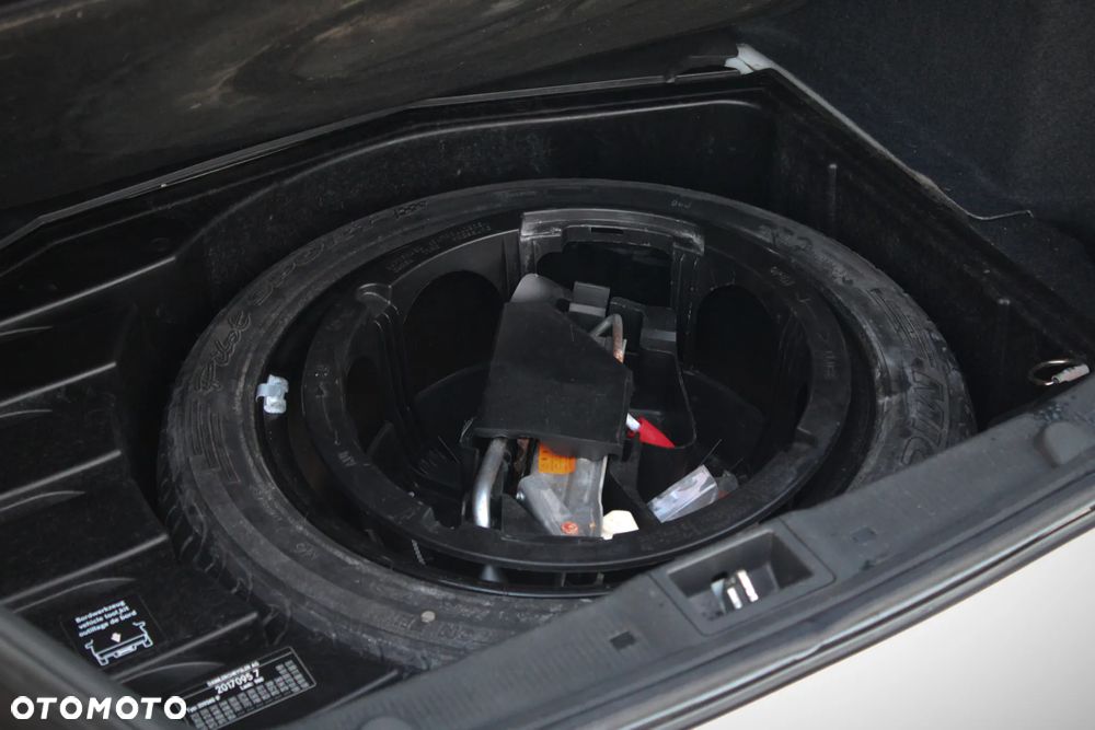 Mercedes-Benz CLK - 16