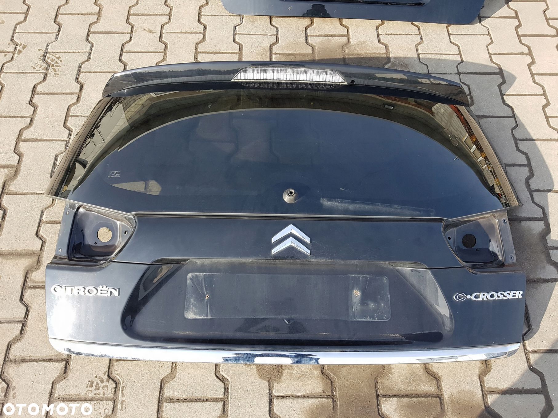 CITROEN C-CROSSER 07-12r KLAPA BAGAŻNIKA TYŁ X42 - 1