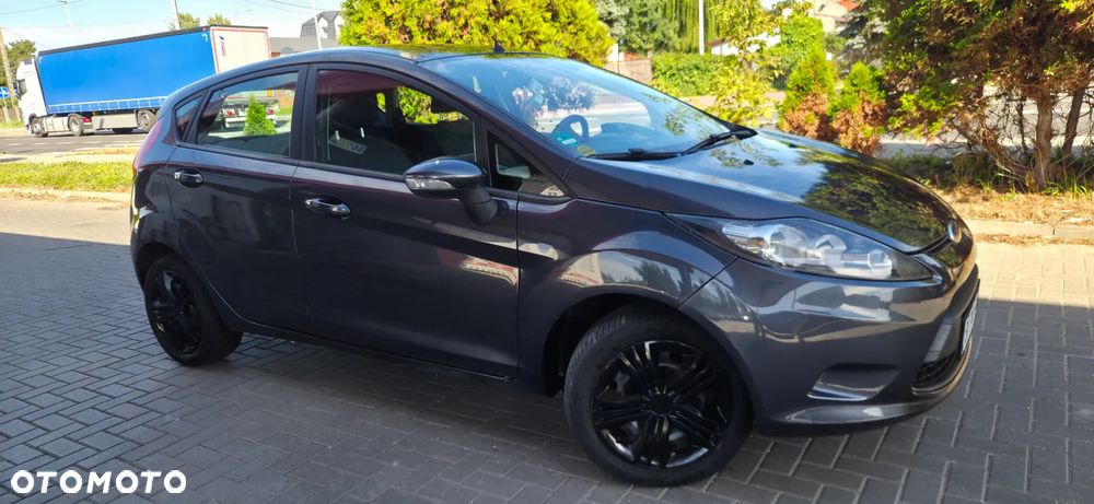 Ford Fiesta 1.25 Champions Edition - 18