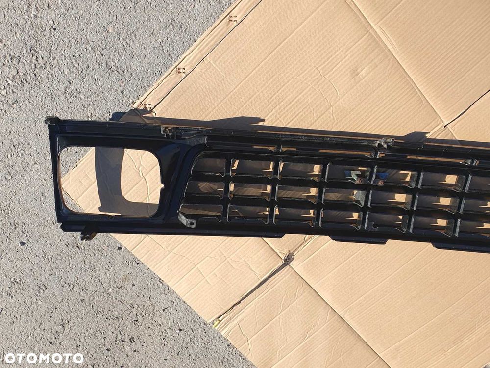 GRILL ATRAPA MITSUBISHI L200 96-01 - 7