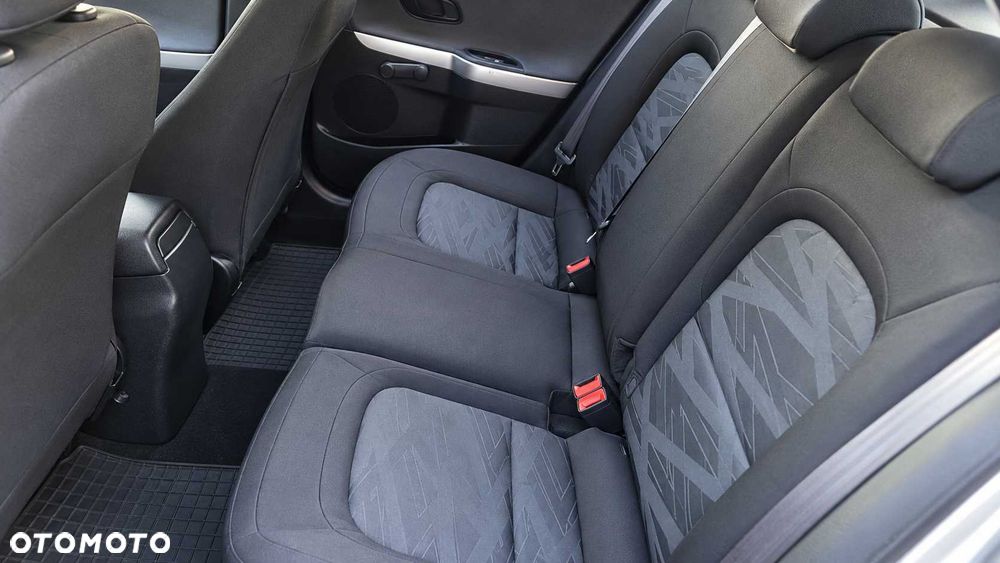 Kia Ceed - 6