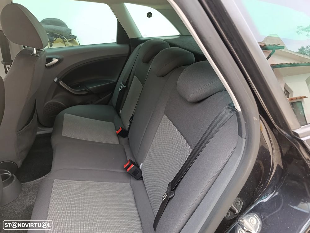 SEAT Ibiza ST 1.6 TDI Style DPF - 6