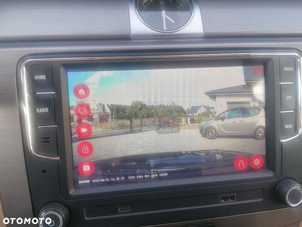 Volkswagen Passat 2.0 TDI Comfortline - 26