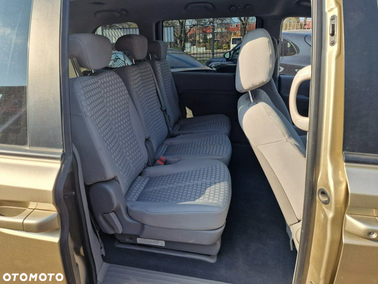 Kia Carnival 2.9 CRDi EX - 21