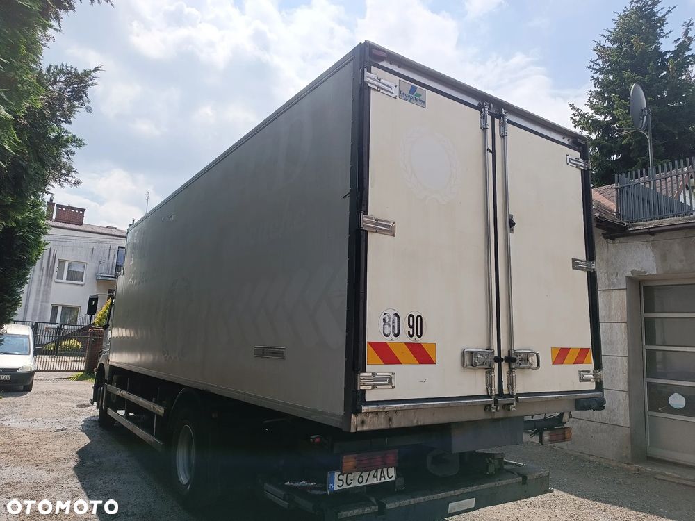 Mercedes-Benz AXOR 1828 - 4